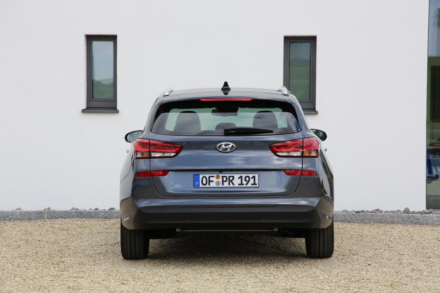  Hyundai i30 Wagon (PD) 2017 года  (WW) (фото 19 из 45)